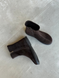 Dark chocolate anatomical demi-season boots