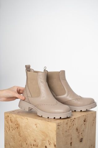 Winter Chelsea boots with perforations, beige