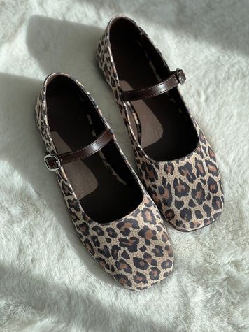 Leo light ballet flats with belt