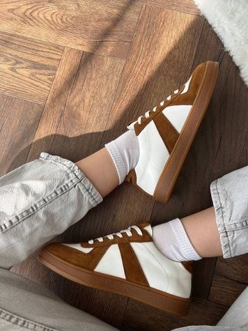 Caramel sneakers