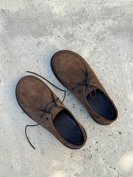 Anatomical derby shoes, brown suede