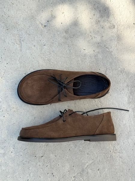 Anatomical derby shoes, brown suede